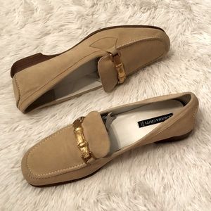 CLAUDIA CIUTI Loafers